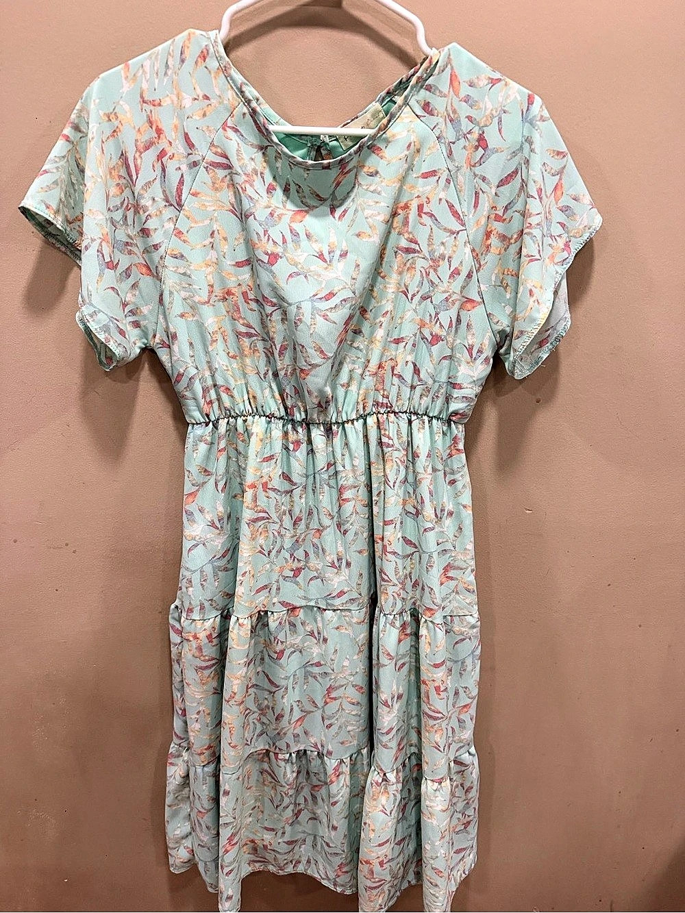 Perfect Peach Floral Midi Dress in Blue & Pink Size Small